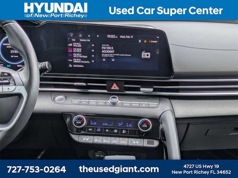 Used 2024 Hyundai Elantra Limited image 19