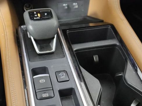 Used 2024 Nissan Pathfinder Platinum w/ Cargo Package image 33