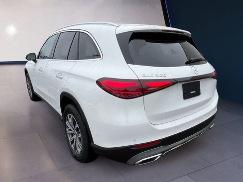 Certified 2026 Mercedes-Benz GLC 300 4MATIC image 3