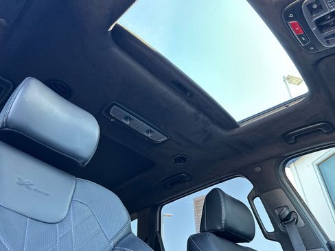 Used 2023 Kia Telluride SX Prestige X-Line AWD/4WD image 18