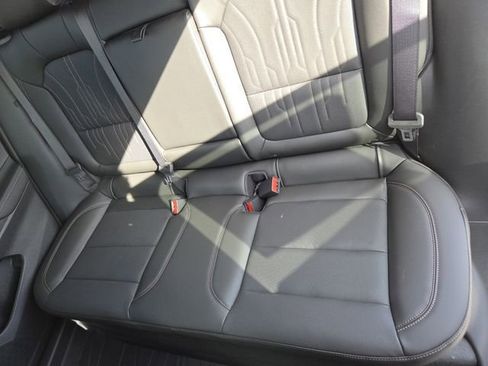 New 2026 Buick Envista Avenir image 28