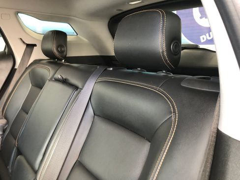 Used 2019 GMC Terrain SLT w/ Preferred Package FWD image 13