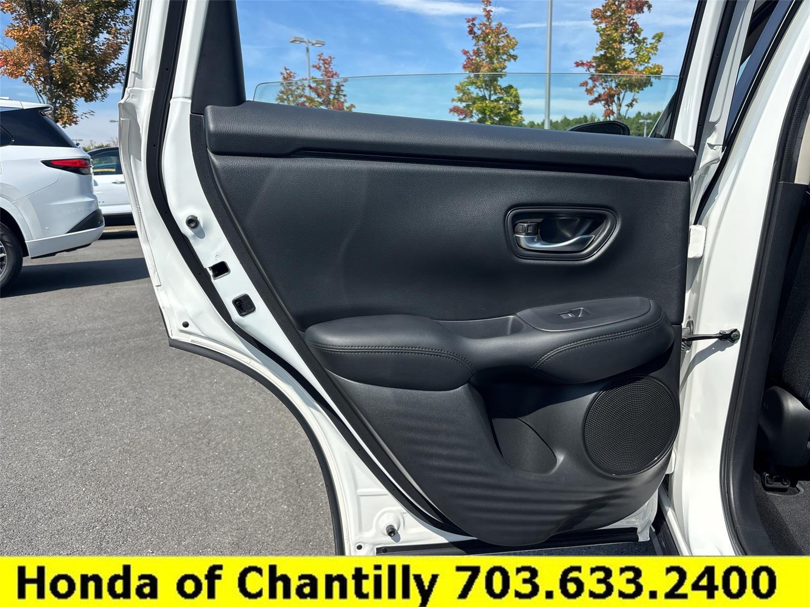 Certified 2025 Honda HR-V LX image 27