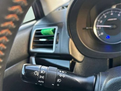 Used 2017 Subaru Crosstrek 2.0i Limited AWD/4WD image 23