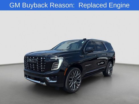 Used 2025 GMC Yukon Denali Ultimate AWD/4WD image 1