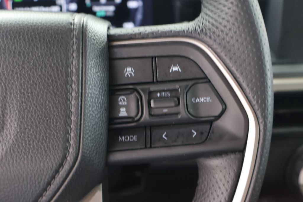 Certified 2026 Toyota Tacoma TRD Off-Road AWD/4WD image 30