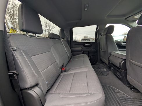 Used 2023 Chevrolet Silverado 1500 Custom image 37