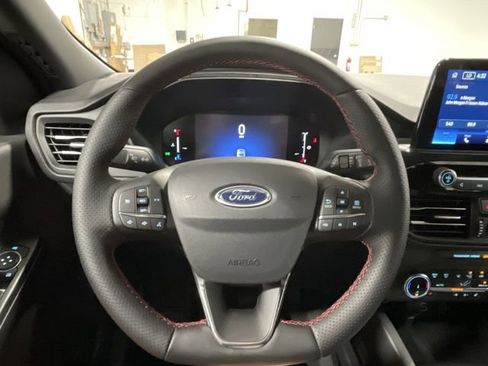 New 2026 Ford Escape ST-Line w/ Cold Weather Package AWD/4WD image 15