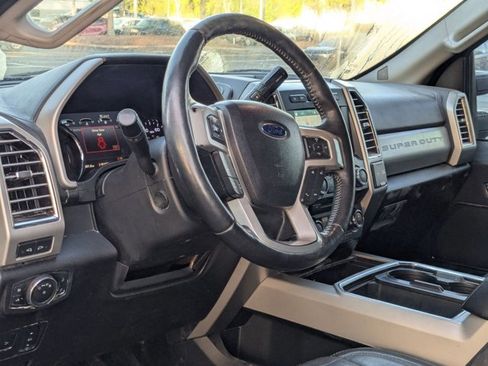 Used 2017 Ford F450 Lariat w/ Lariat Ultimate Package image 2