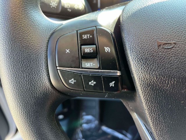 Certified 2025 Ford Maverick XL FWD image 31
