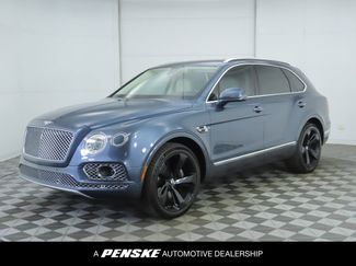 Used 2019 Bentley Bentayga V8 video 1