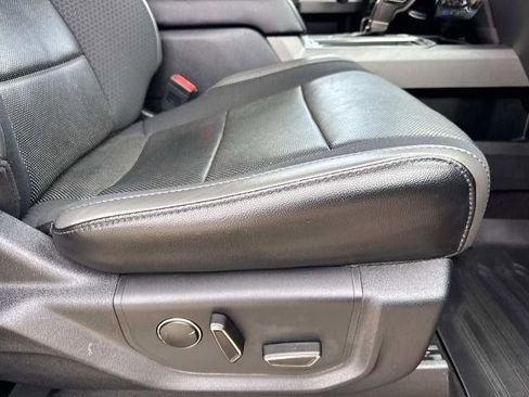 Certified 2019 Ford F150 Raptor w/ Equipment Group 802A Luxury image 13