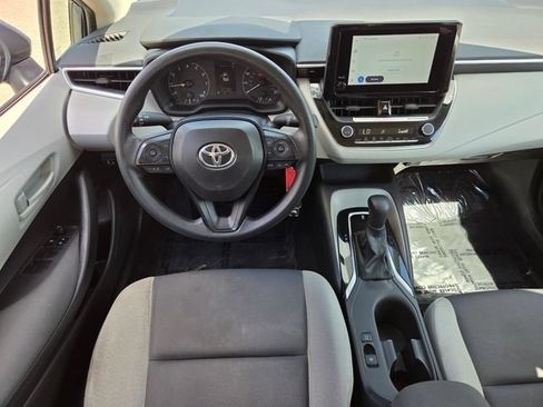 Used 2024 Toyota Corolla LE FWD image 4