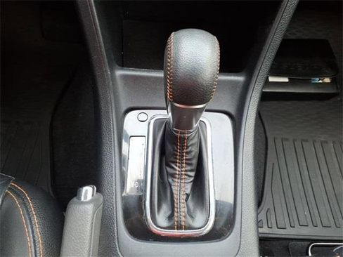 Used 2016 Subaru Crosstrek 2.0i Limited image 25