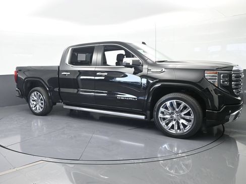 Used 2024 GMC Sierra 1500 Denali w/ Denali Reserve Package RWD image 8