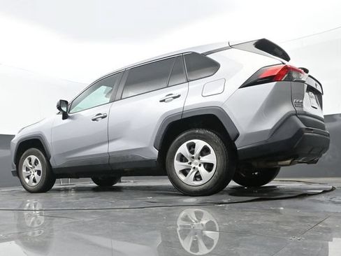 Used 2023 Toyota RAV4 LE FWD image 10