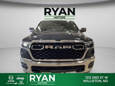 Used 2025 RAM 1500 Big Horn AWD/4WD image 8
