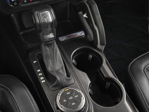 Used 2021 Ford Bronco First Edition AWD/4WD image 25