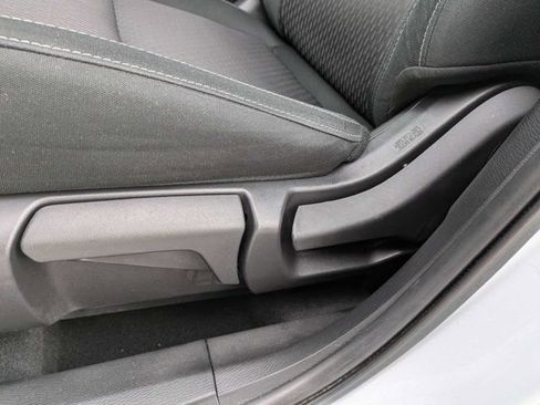 Used 2022 Mitsubishi Outlander ES AWD/4WD image 20