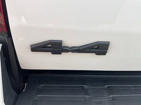 Used 2024 Toyota Tacoma SR5 image 8