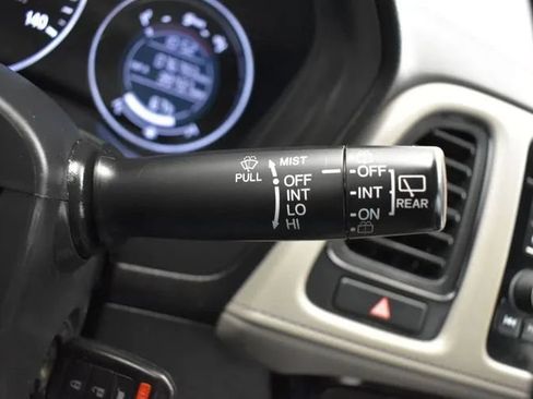Used 2021 Honda HR-V LX image 26