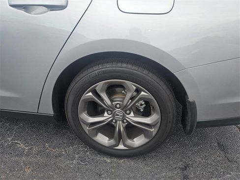 Used 2024 Honda Accord EX image 10