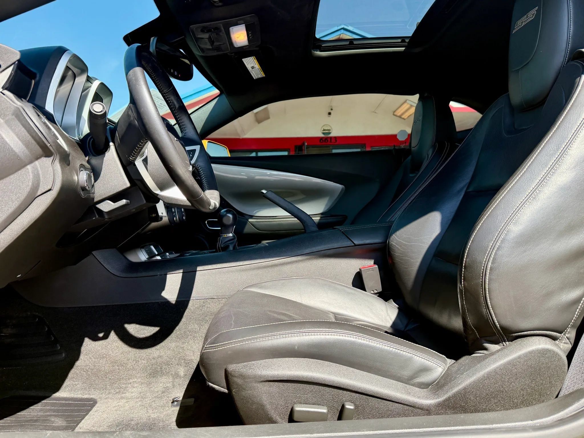 Used 2010 Chevrolet Camaro SS w/ RS Package RWD image 9