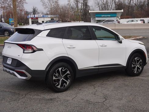 Used 2023 Kia Sportage EX image 11