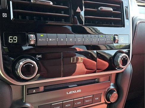 Certified 2023 Lexus GX 460 Premium w/ Premium Plus Package AWD/4WD image 16