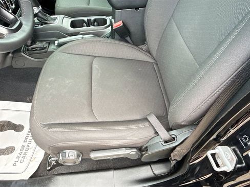 Used 2023 Jeep Wrangler Unlimited image 20