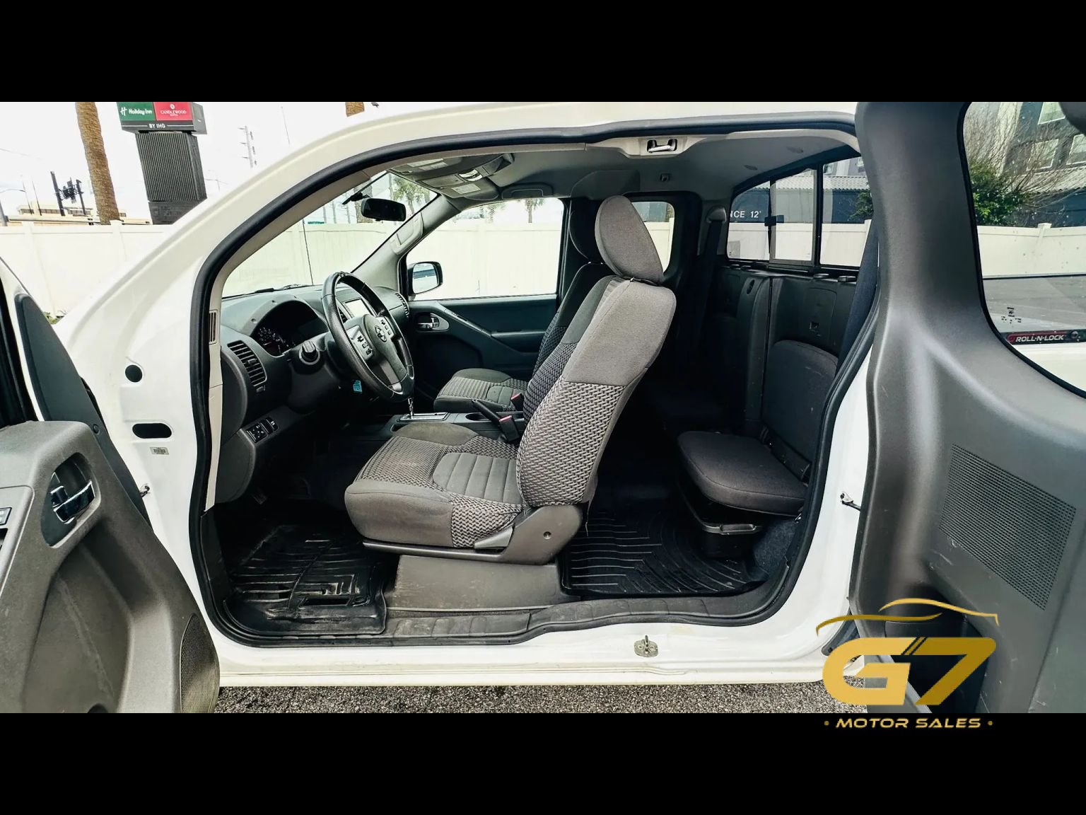 Used 2019 Nissan Frontier SV RWD image 8