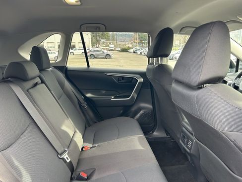 Certified 2025 Toyota RAV4 LE image 14