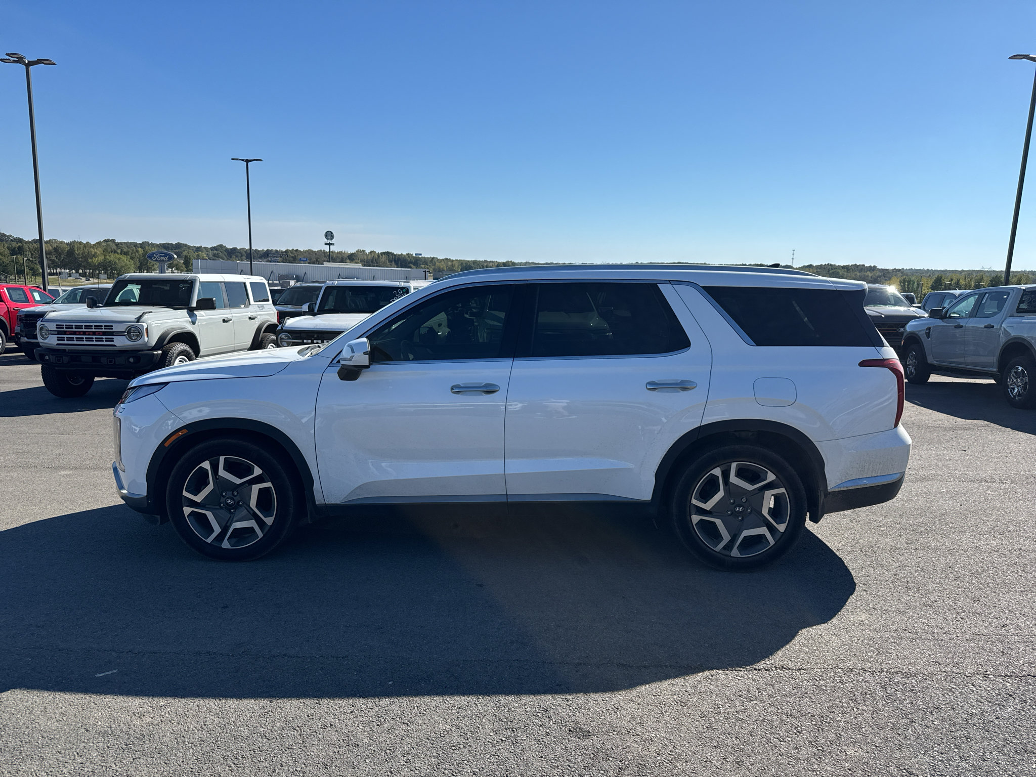 Used 2024 Hyundai Palisade Limited FWD image 10