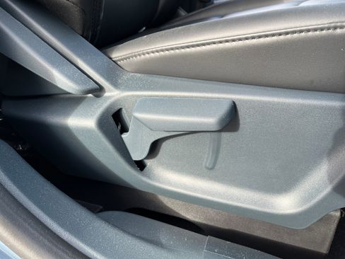 New 2026 Ford Maverick Lariat w/ Black Appearance Package image 13