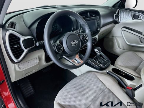 Certified 2021 Kia Soul LX FWD image 9