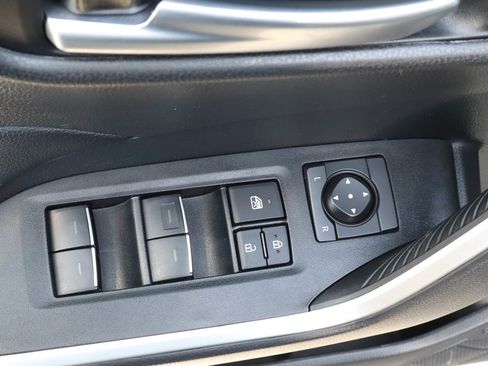 Used 2025 Toyota RAV4 XLE AWD/4WD image 14