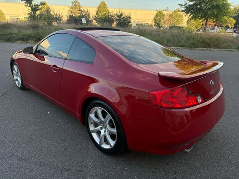 Used 2004 INFINITI G35 Coupe w/ Premium Pkg image 3