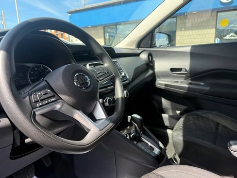 Used 2021 Nissan Kicks S FWD image 9