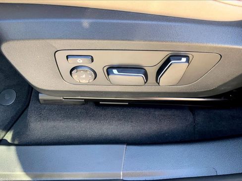 New 2026 BMW X3 xDrive30 w/ Premium Package image 16