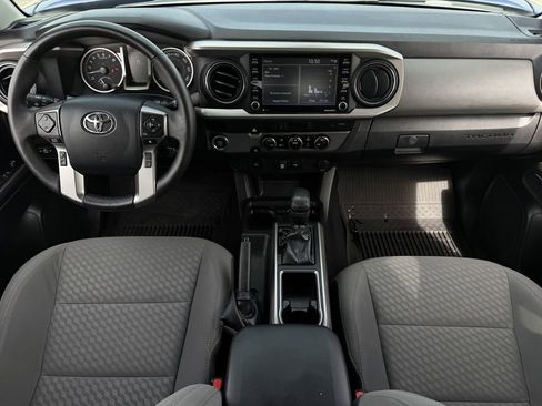 Used 2023 Toyota Tacoma SR5 RWD image 12