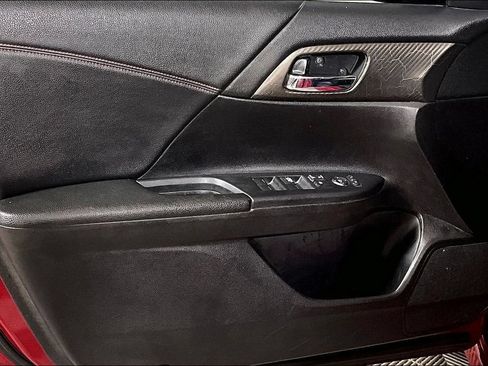 Used 2017 Honda Accord Sport Special Edition image 16