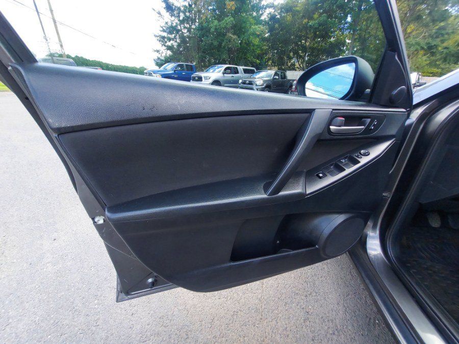 Used 2012 MAZDA MAZDA3 i Touring FWD image 8