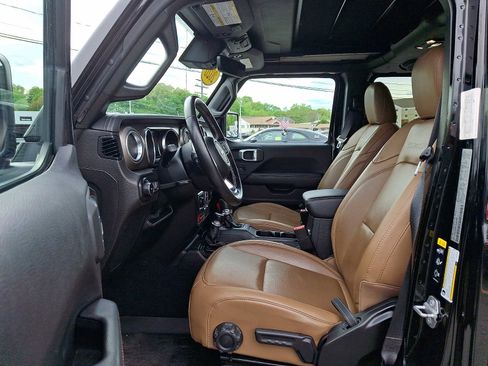Used 2020 Jeep Wrangler Unlimited Rubicon w/ Advanced Safety Group AWD/4WD image 14