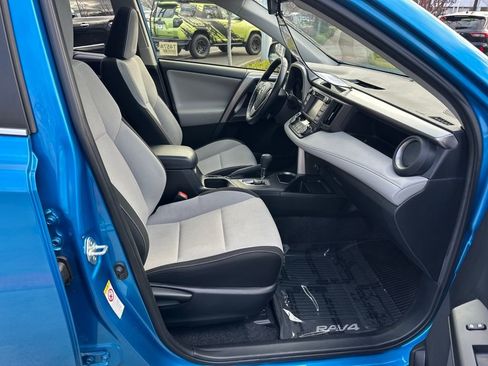 Certified 2018 Toyota RAV4 XLE image 17