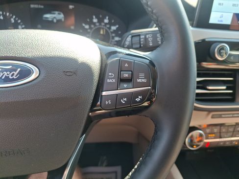 Used 2022 Ford Escape SEL AWD/4WD image 21