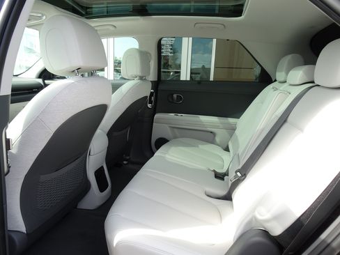 New 2026 Hyundai Ioniq 5 Limited image 14