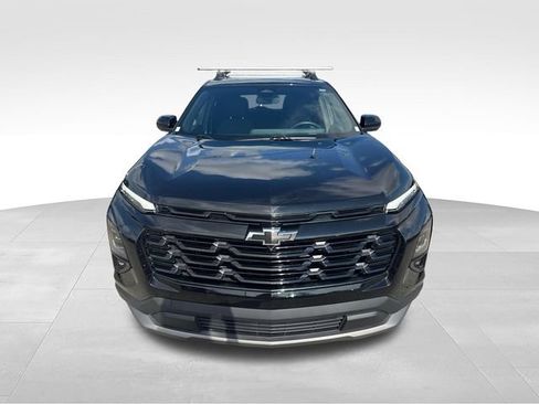 Used 2025 Chevrolet Equinox LT w/ Safety and Technology Package AWD/4WD image 8