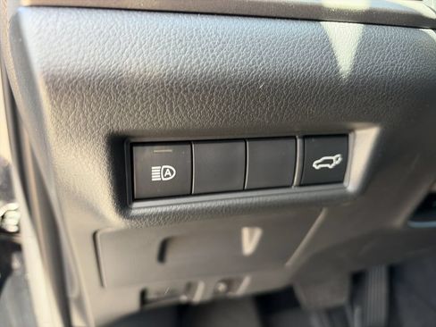 Used 2025 Toyota Grand Highlander FWD image 23