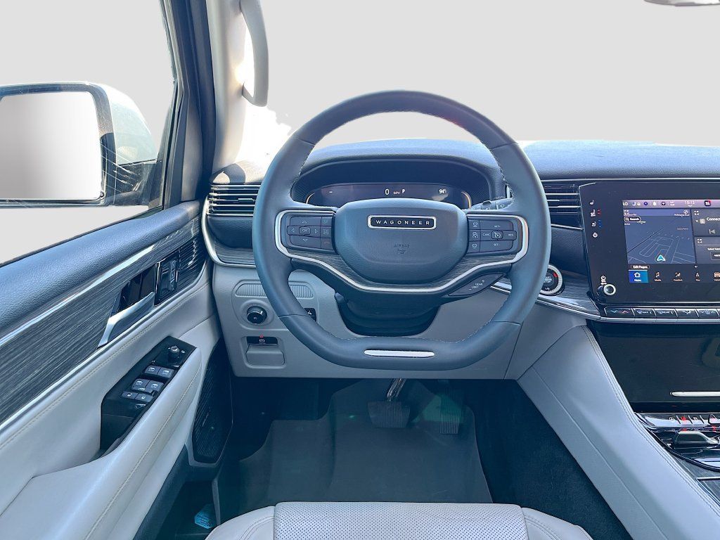 Used 2022 Jeep Wagoneer Series II AWD/4WD image 23