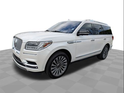 Used 2019 Lincoln Navigator Reserve image 8